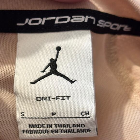 Jordan Sport NWOT Women's Diamond Short-Sleeve Top in Blush Size Small - Picture 5 of 6